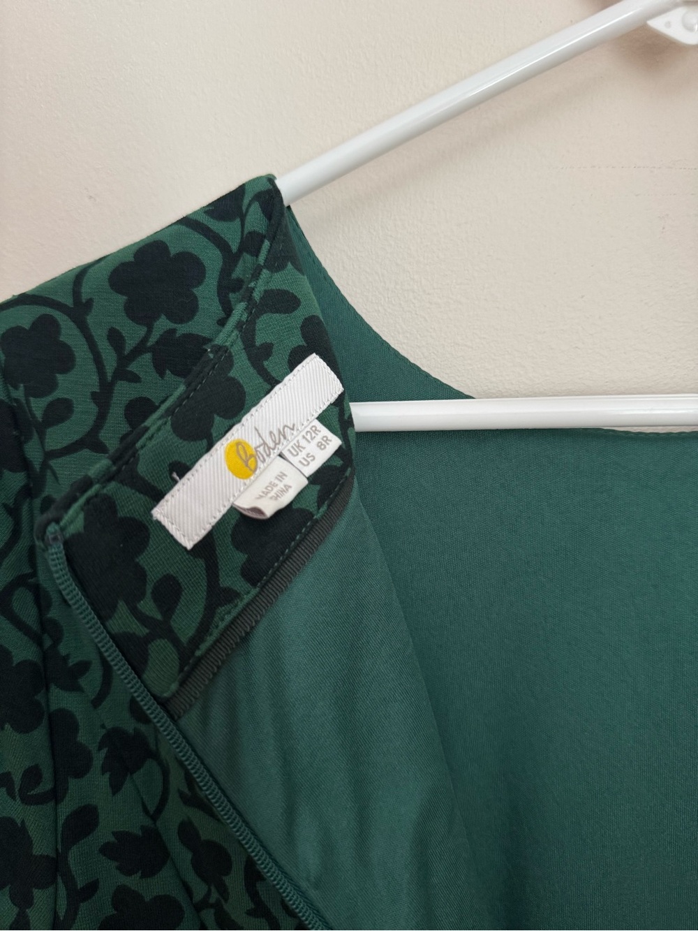 Boden Alexis Jersey Dress Enchanted Vine Green Floral Women’s 12R Fit & Flare - Picture 6 of 7